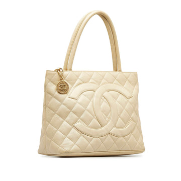 Chanel Caviar Medallion Tote (MLB-tHvBQP)