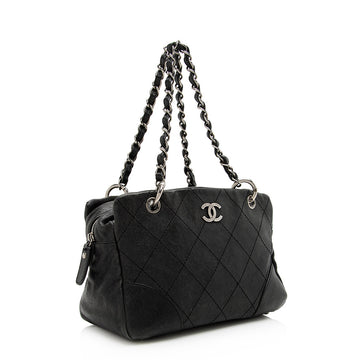 Chanel Distressed Caviar Leather Outdoor Ligne Satchel (SHF-20512)
