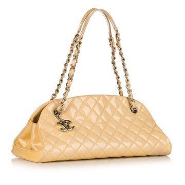 Chanel Mademoiselle Patent Leather Bowling Bag (MLB-35349)