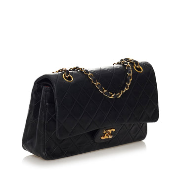 Chanel Medium Classic Lambskin Double Flap (MLB-2ICQmw)