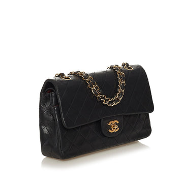 Chanel Medium Classic Lambskin Double Flap (MLB-QJVeiD)