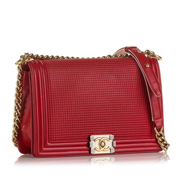 Chanel Medium Embossed Cube Boy Flap (MLB-FAdspW)