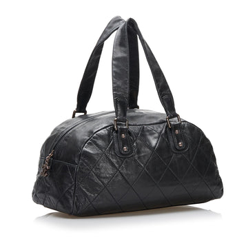 Chanel Quilted Lambskin Bowler Bag (MLB-RUjb34)