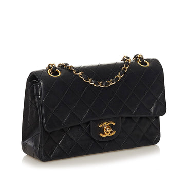 Chanel Small CC Matelasse Lambskin Flap Bag (MLB-DBYdA1)