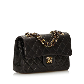 Chanel Small Classic Lambskin Double Flap (MLB-36392)