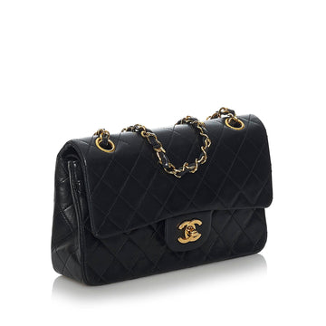Chanel Small Classic Lambskin Double Flap (MLB-37064)