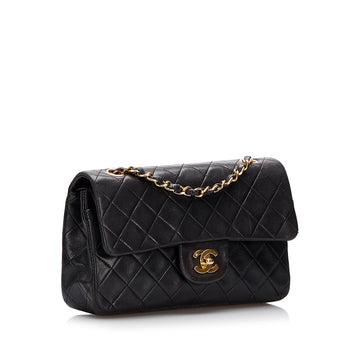 Chanel Small Classic Lambskin Double Flap (MLB-gUWVwm)