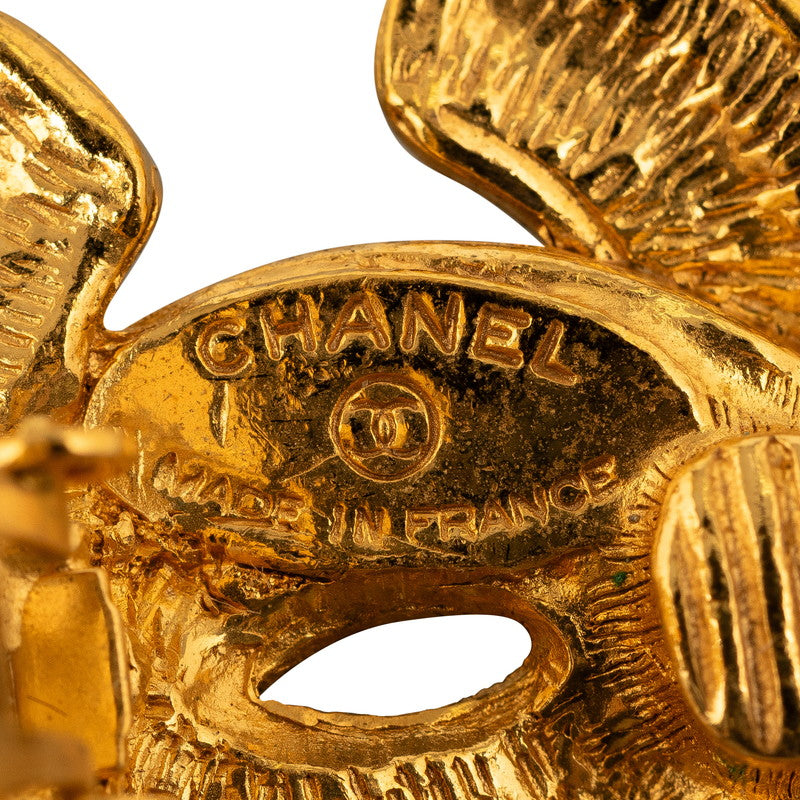 Chanel CC Matelasse Clip On Earrings  Metal Earrings in Good condition