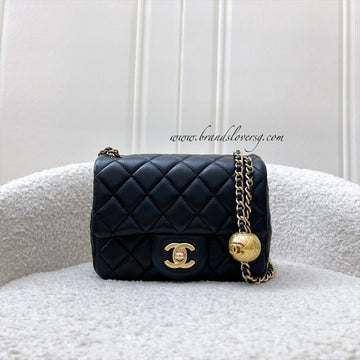 CHANEL Full Flap Chain Shoulder Bag Clutch Black Quilted Lambskin k19