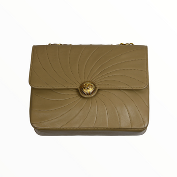 Chanel cream bag with CC logo buttons - 1990s