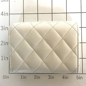 CHANEL Tri-fold wallet AP0230 Matt caviar skin white Classic Small Flap