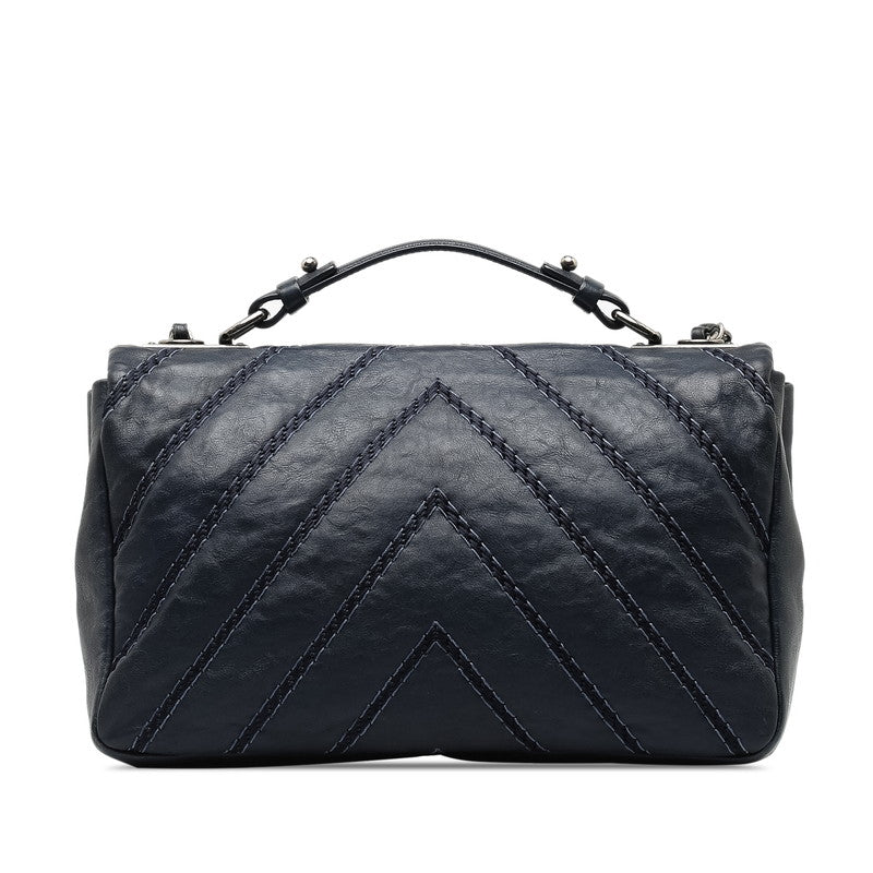 Chanel CC Chevron Stitch Flap Shoulder Bag  Leather Shoulder Bag in Good condition