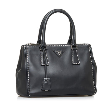 Prada Small City Calf Hand Stitched Galleria Double Zip (MLB-Tte58w)