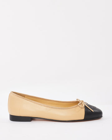 Chanel Beige & Black Classic Logo Ballerina Flats - 38C