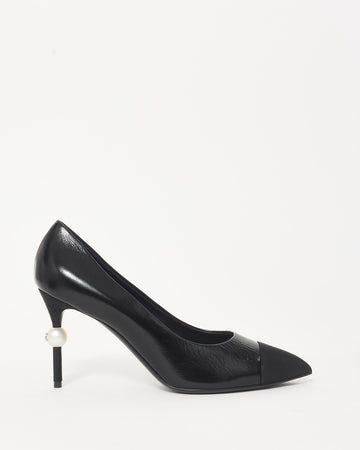 Chanel Black Shiny Goatskin Grosgrain Cap Toe Pearl Pumps - 41C