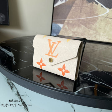 Makersluxe - LOV Wallets - 064
