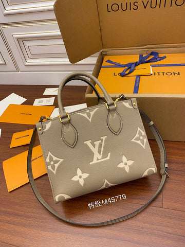 LOV - MLB - 1047
