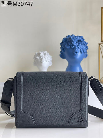LOV2 Bags - Makersluxe Bags  1247