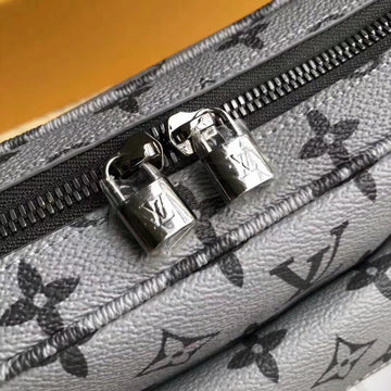 Makersluxe - Louis Vuittons  - 15599
