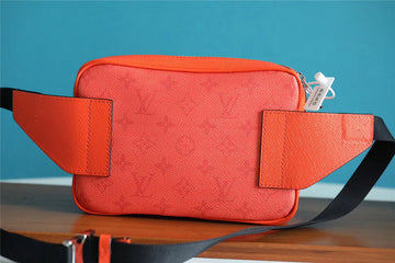 Makersluxe - Louis Vuittons  - 10201