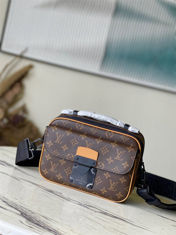 Makersluxe - LOV Bags - 139