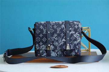 Makersluxe - Louis Vuittons  - 10163