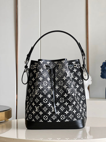 LOV - MLB - 1319