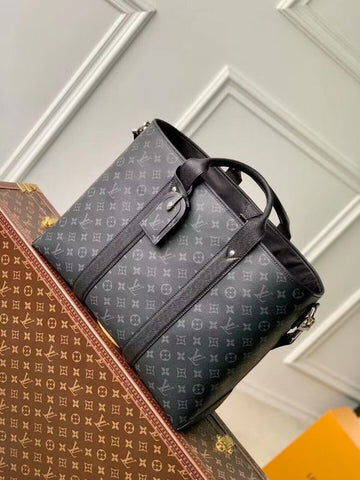Makersluxe - Louis Vuittons  - 15602