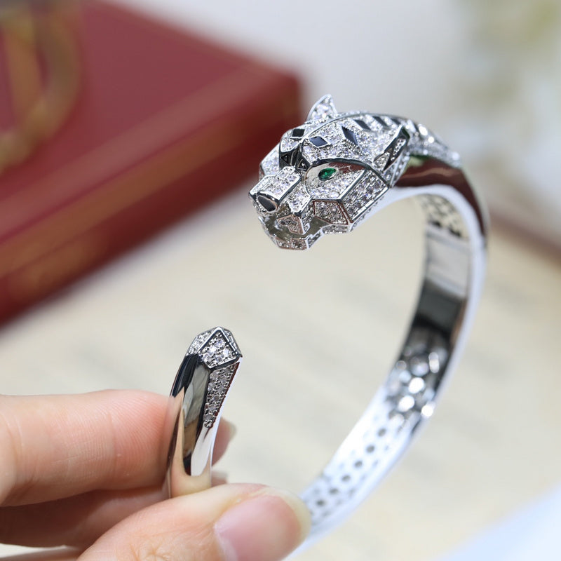 Makersluxe - CRA Jewelry - 163