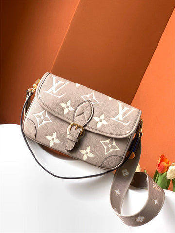 Makersluxe - LOV Bags - 531