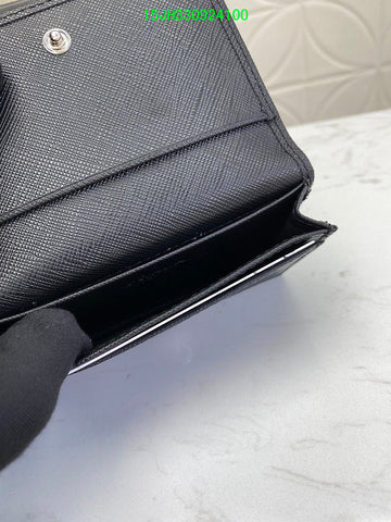 Makersluxeras - PD Wallet - 374