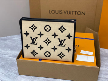 Makersluxe - Louis Vuittons  - 15183