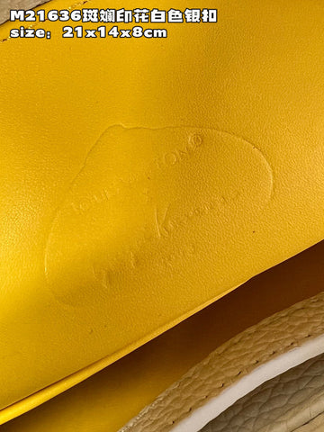 Makersluxe - Louis Vuittons  - 15447