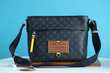 Makersluxe Fashion Lu-Vi bags - 10399