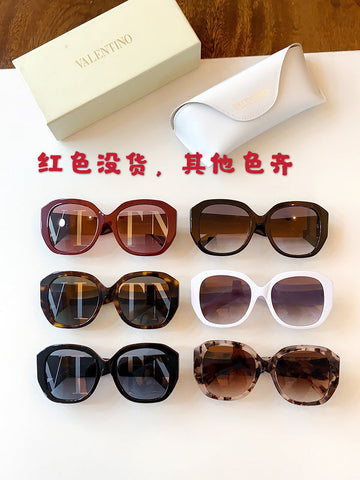 Makersluxes - Latest - 5897