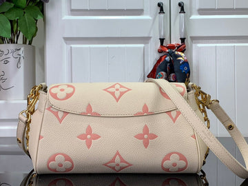 Makersluxe - Louis Vuittons  - 15818