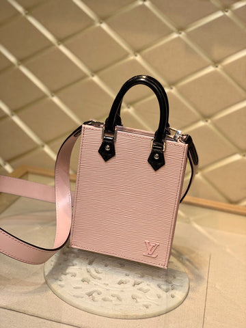 Makersluxeras - Latest - 1902