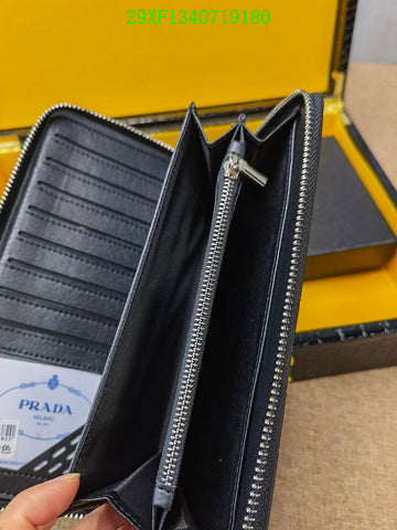 Makersluxeras - PD Wallet - 261