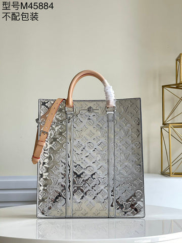 Makersluxe Fashion Lu-Vi bags - 17471