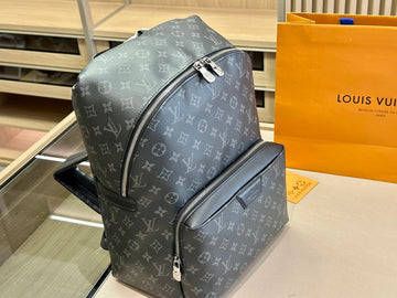 Makersluxe - Louis Vuittons  - 14927