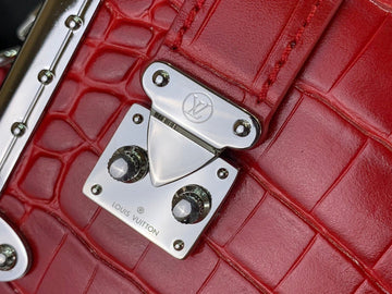 Makersluxe - Louis Vuittons  - 15218