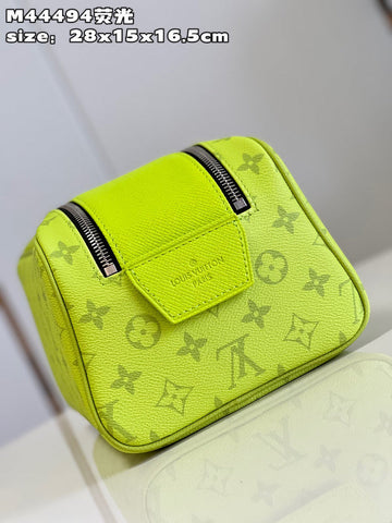 Makersluxe - Louis Vuittons  - 15484