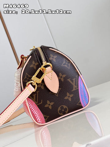 Makersluxe - Louis Vuittons  - 15460