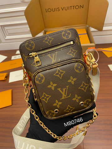 LOV - MLB - 1371