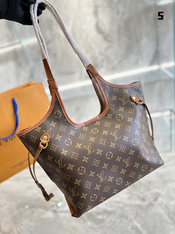Makersluxe - Louis Vuittons  - 15126