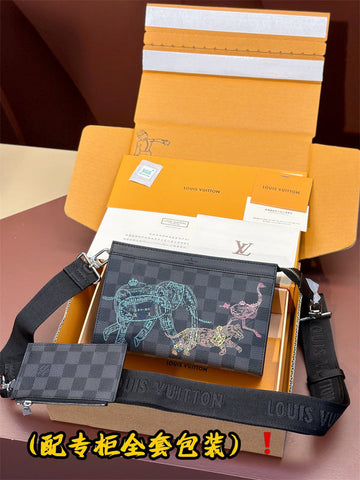Makersluxe - LOV Bags - 079