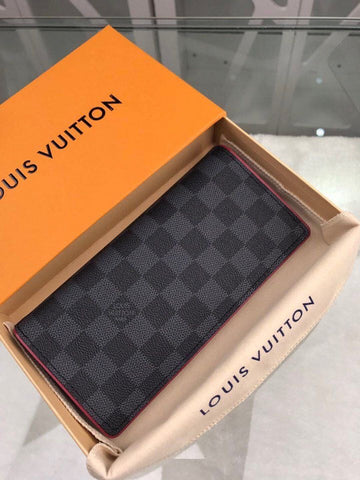 Makersluxe - Louis Vuittons  - 10782
