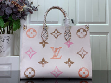 Makersluxe - Louis Vuittons  - 15233