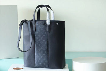 Makersluxe - Louis Vuittons  - 9782