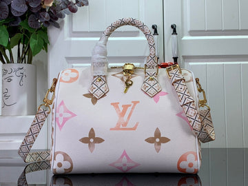 Makersluxe - Louis Vuittons  - 15232